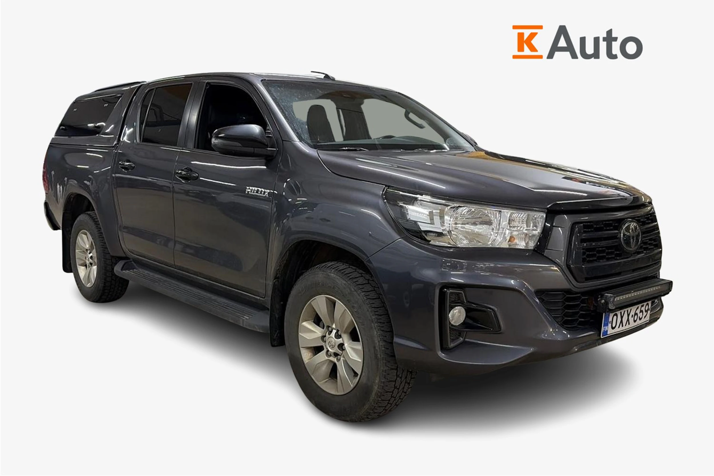 harmaa Toyota Hilux 2020 kuva 1.