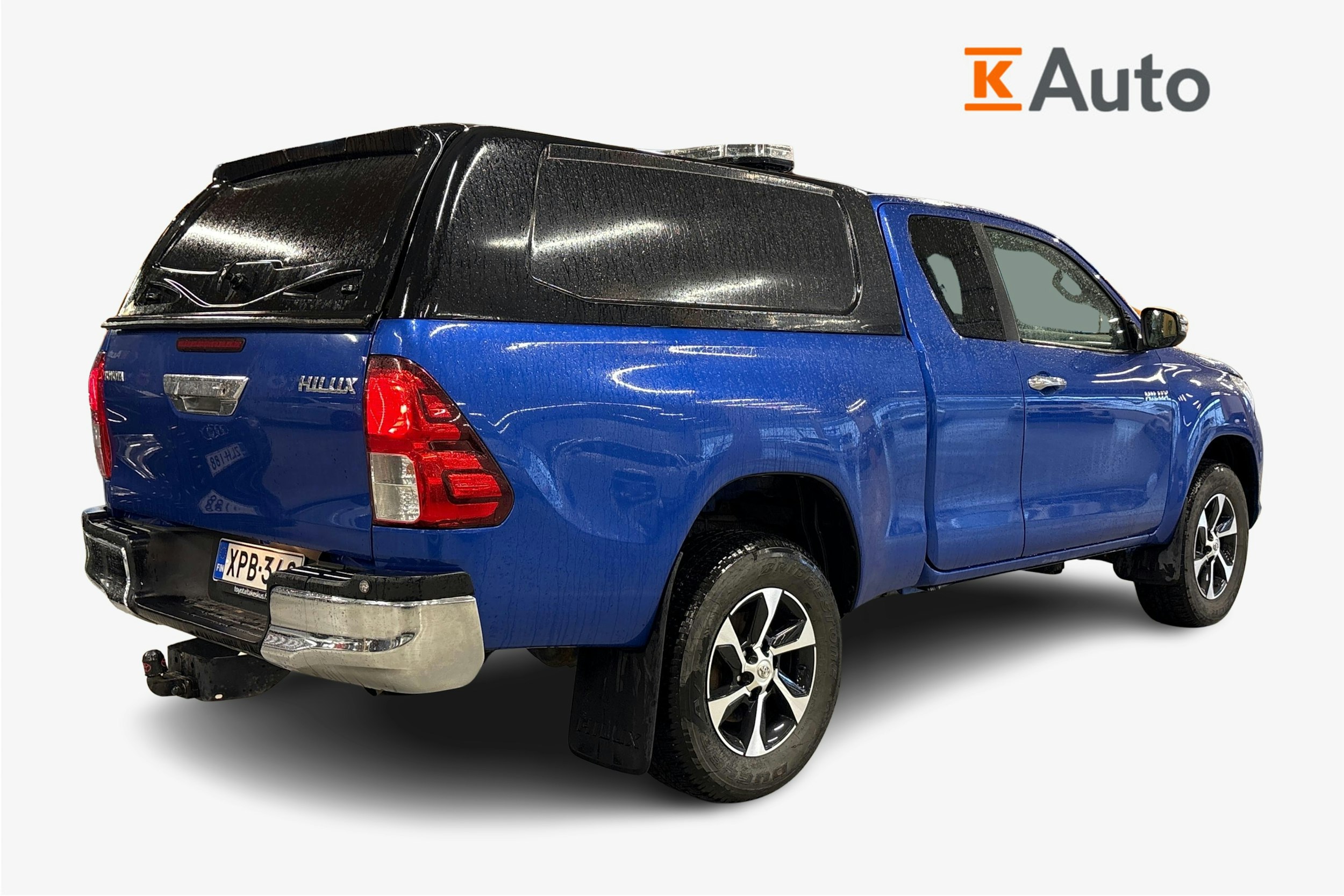 sininen Toyota Hilux 2020 kuva 2.