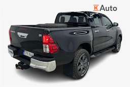 musta Toyota Hilux 2021 kuva 2.