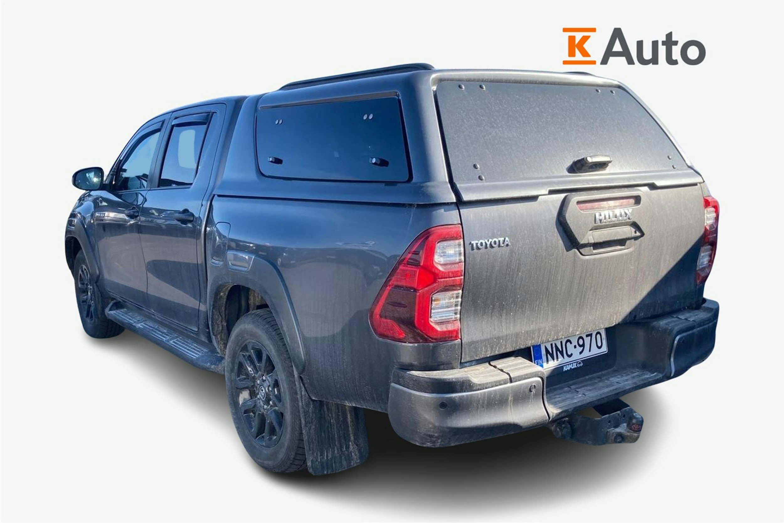 Musta Toyota Hilux 2021 kuva 2.