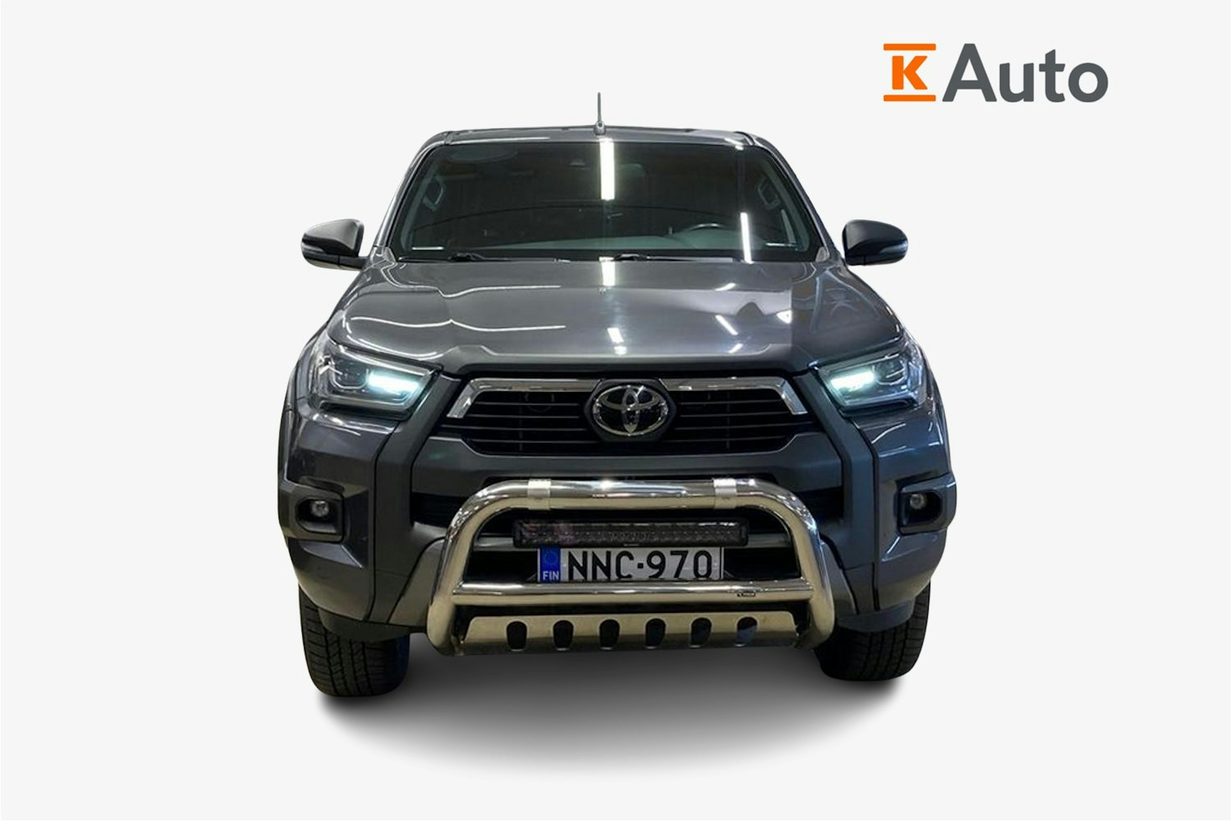 Musta Toyota Hilux 2021 kuva 5.