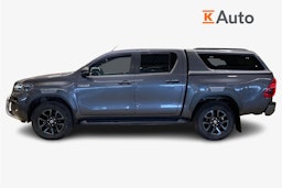 Musta Toyota Hilux 2021 kuva 6.