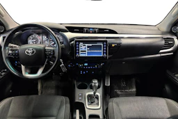 met. harmaa Toyota Hilux 2021 kuva 9.