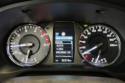 met. harmaa Toyota Hilux 2021 kuva 22.