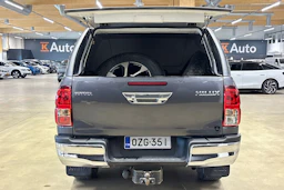 met. harmaa Toyota Hilux 2021 kuva 31.