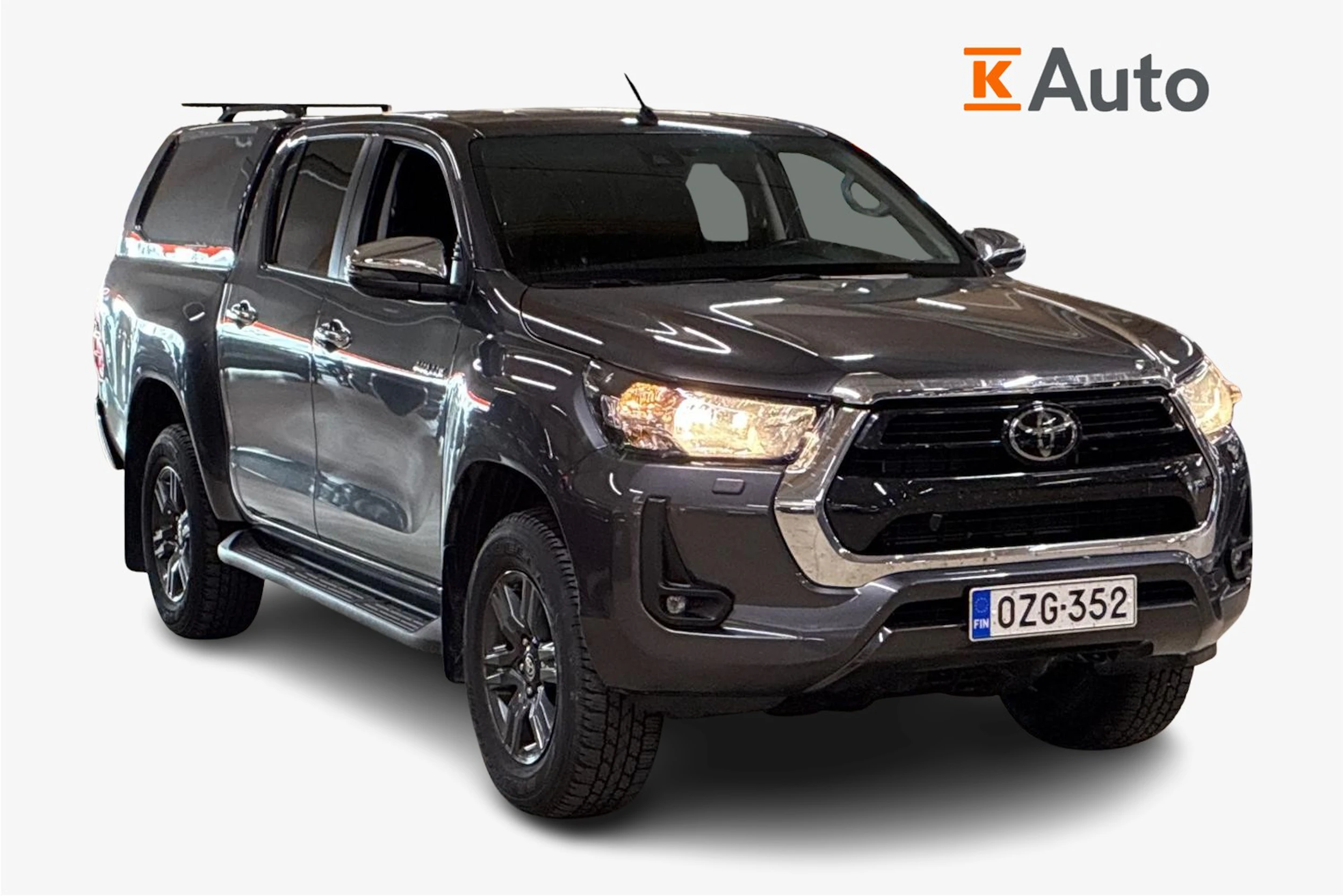 harmaa Toyota Hilux 2021 kuva 1.