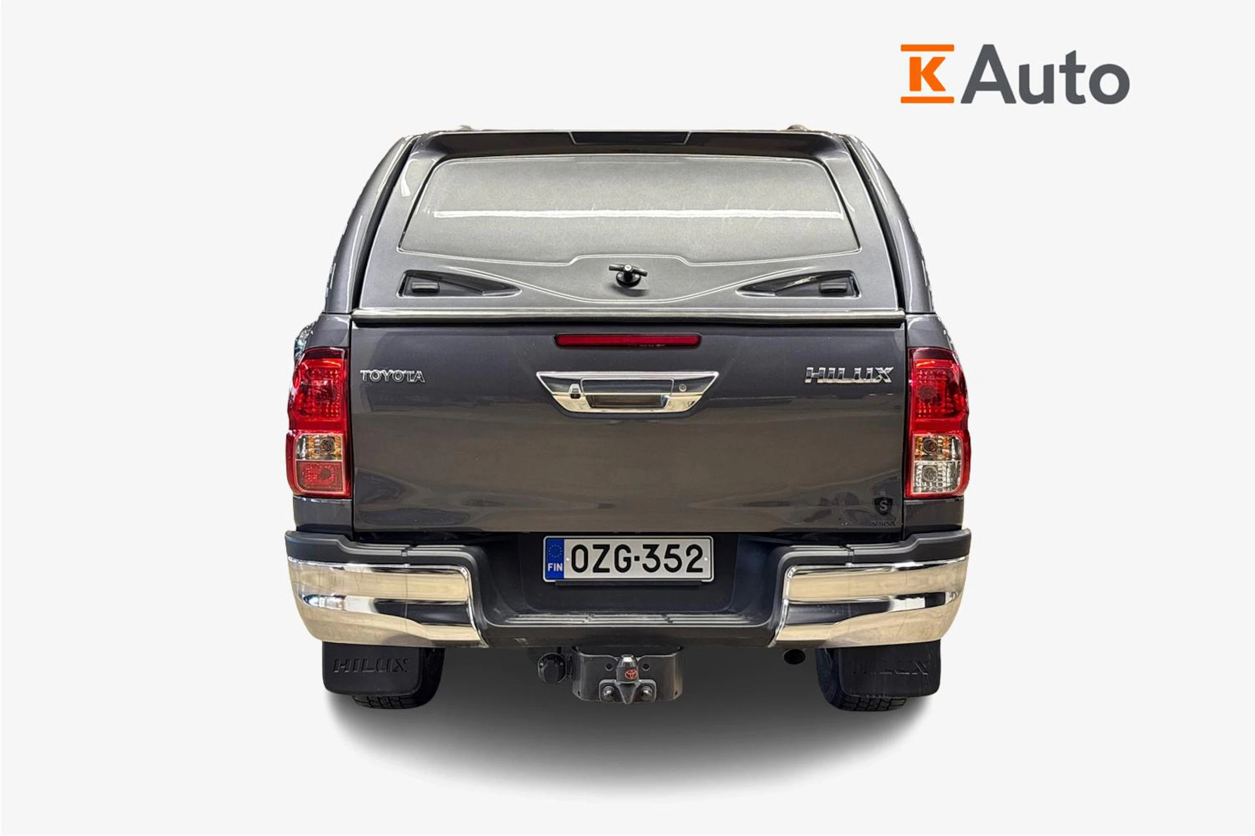 harmaa Toyota Hilux 2021 kuva 4.