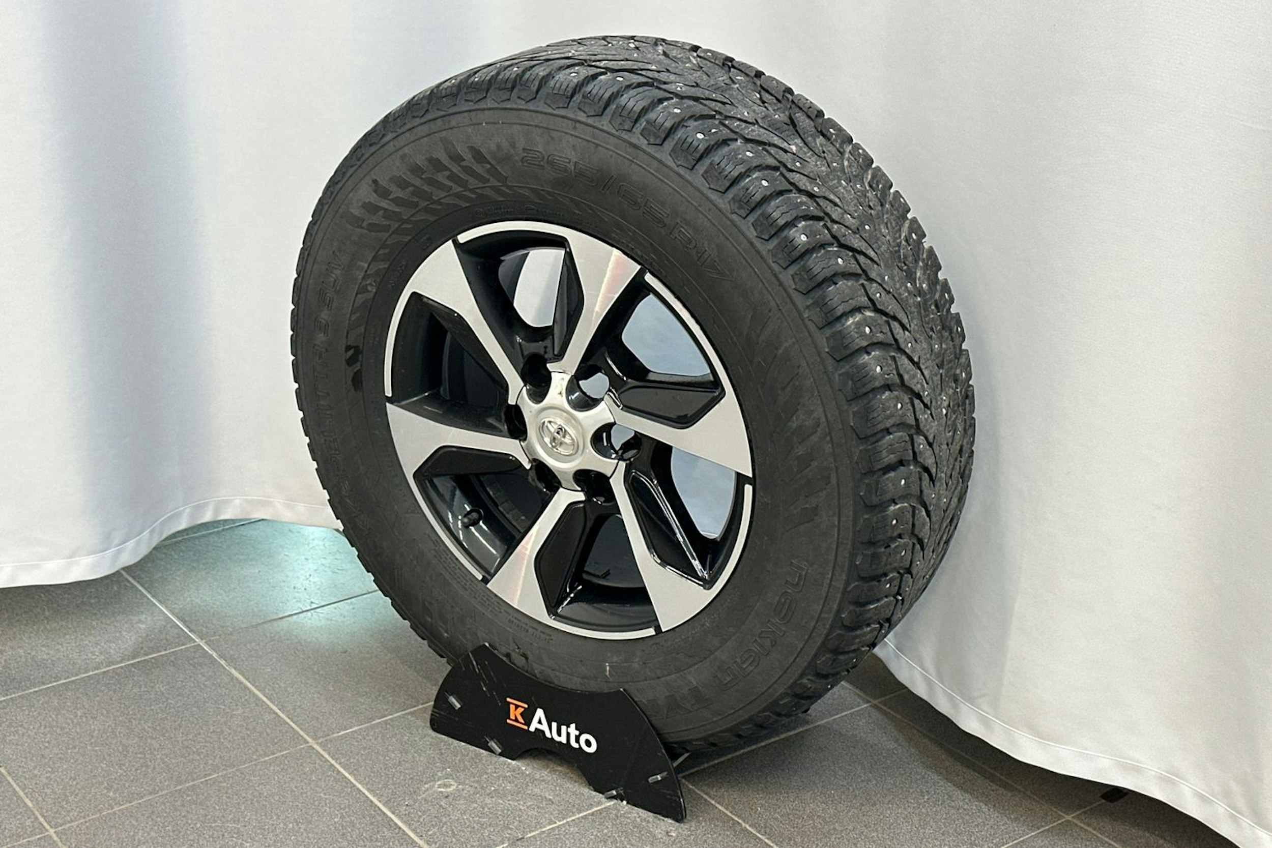 ruskea (beige) Toyota Hilux 2021 kuva 14.