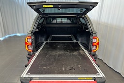 ruskea (beige) Toyota Hilux 2021 kuva 15.