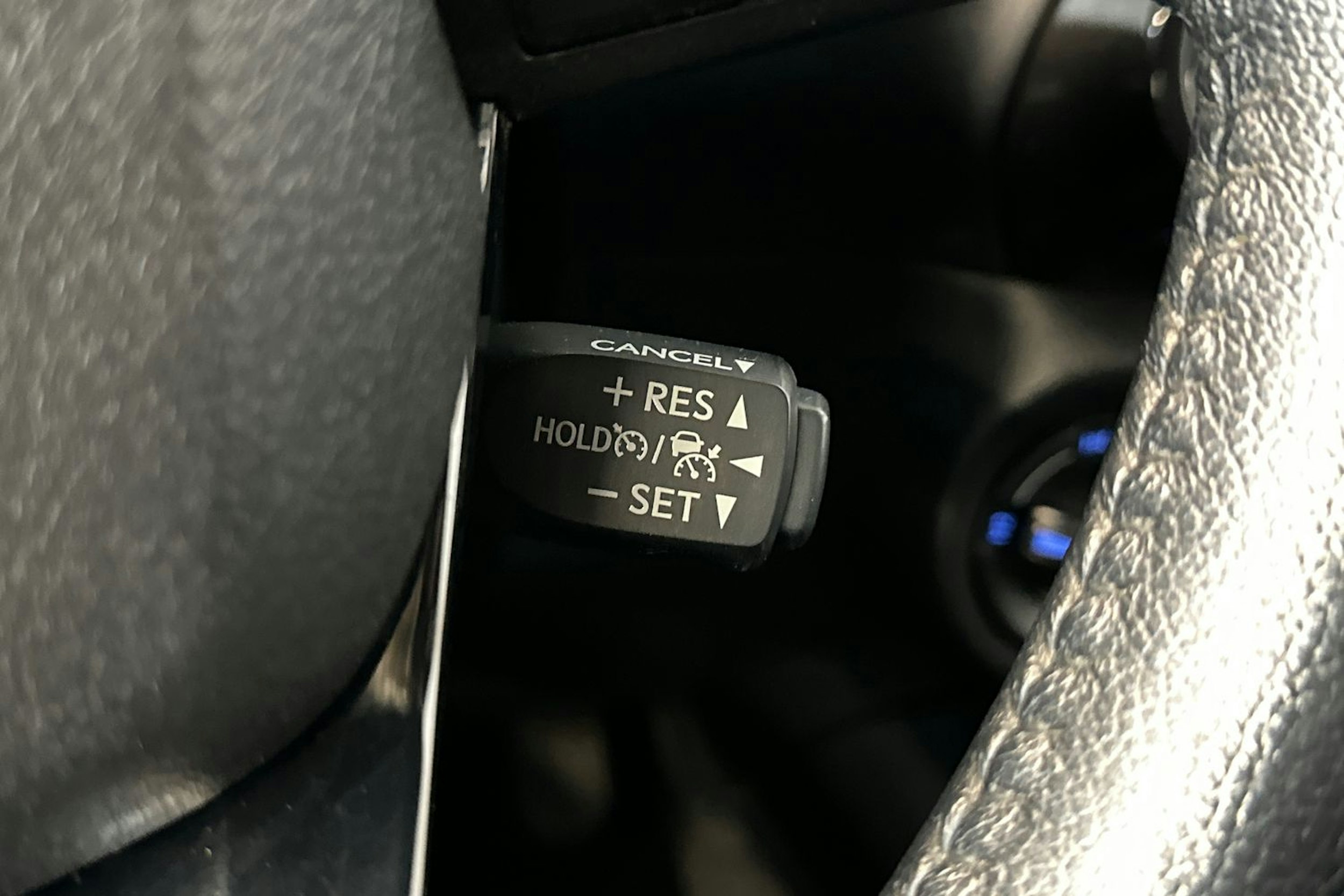 ruskea (beige) Toyota Hilux 2021 kuva 20.