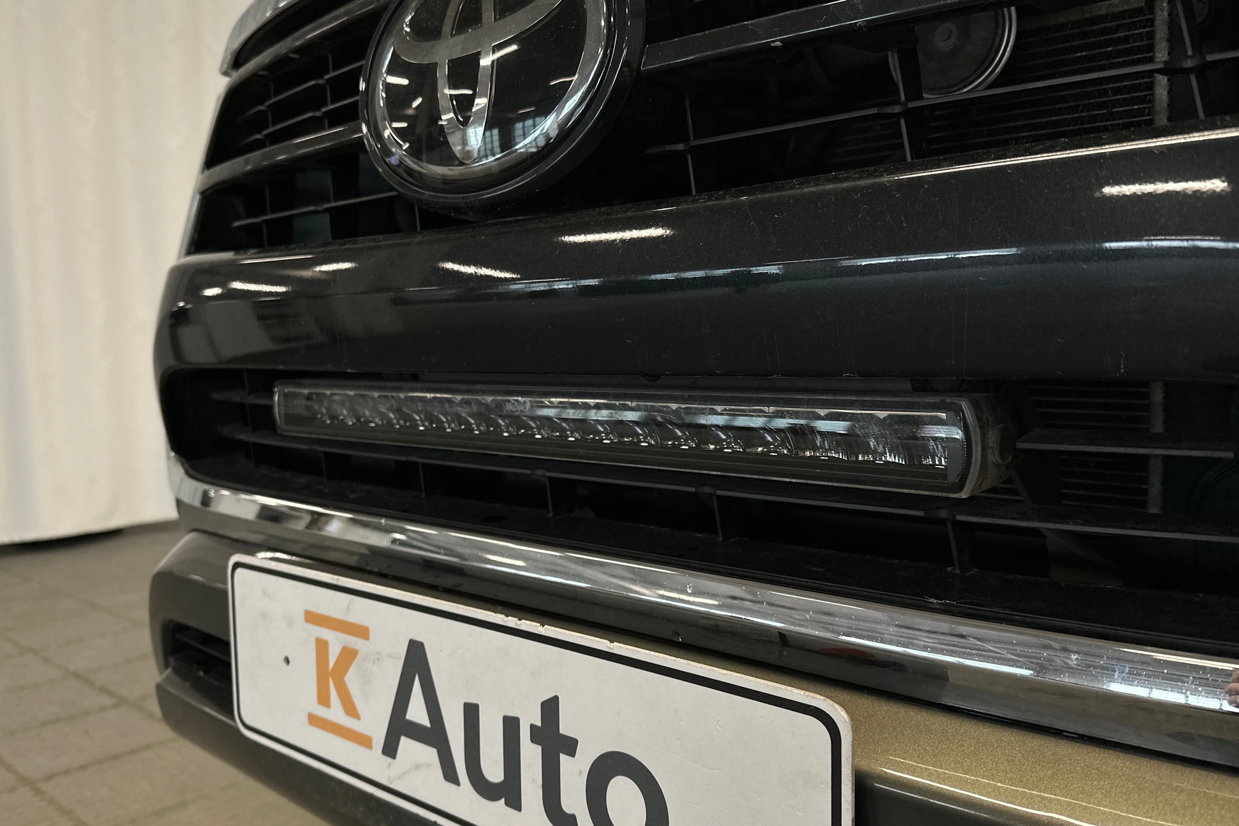 moniväri Toyota Hilux 2022 kuva 4.