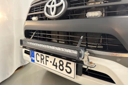 valkoinen Toyota Hilux 2022 kuva 25.