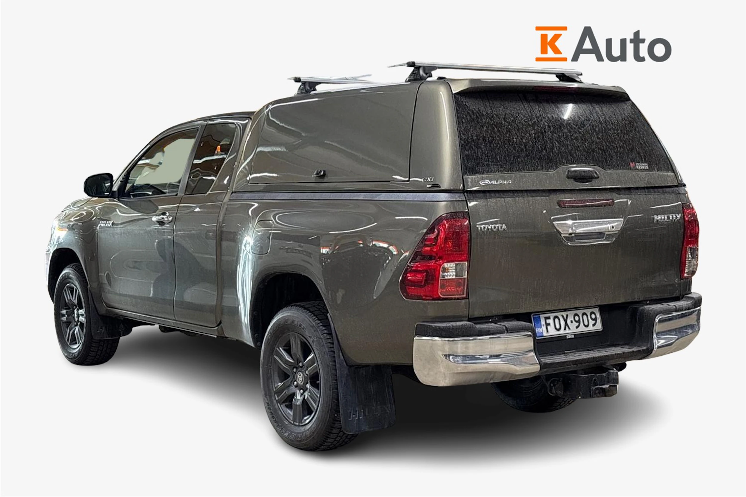 Ruskea (beige) Toyota Hilux 2022 kuva 2.