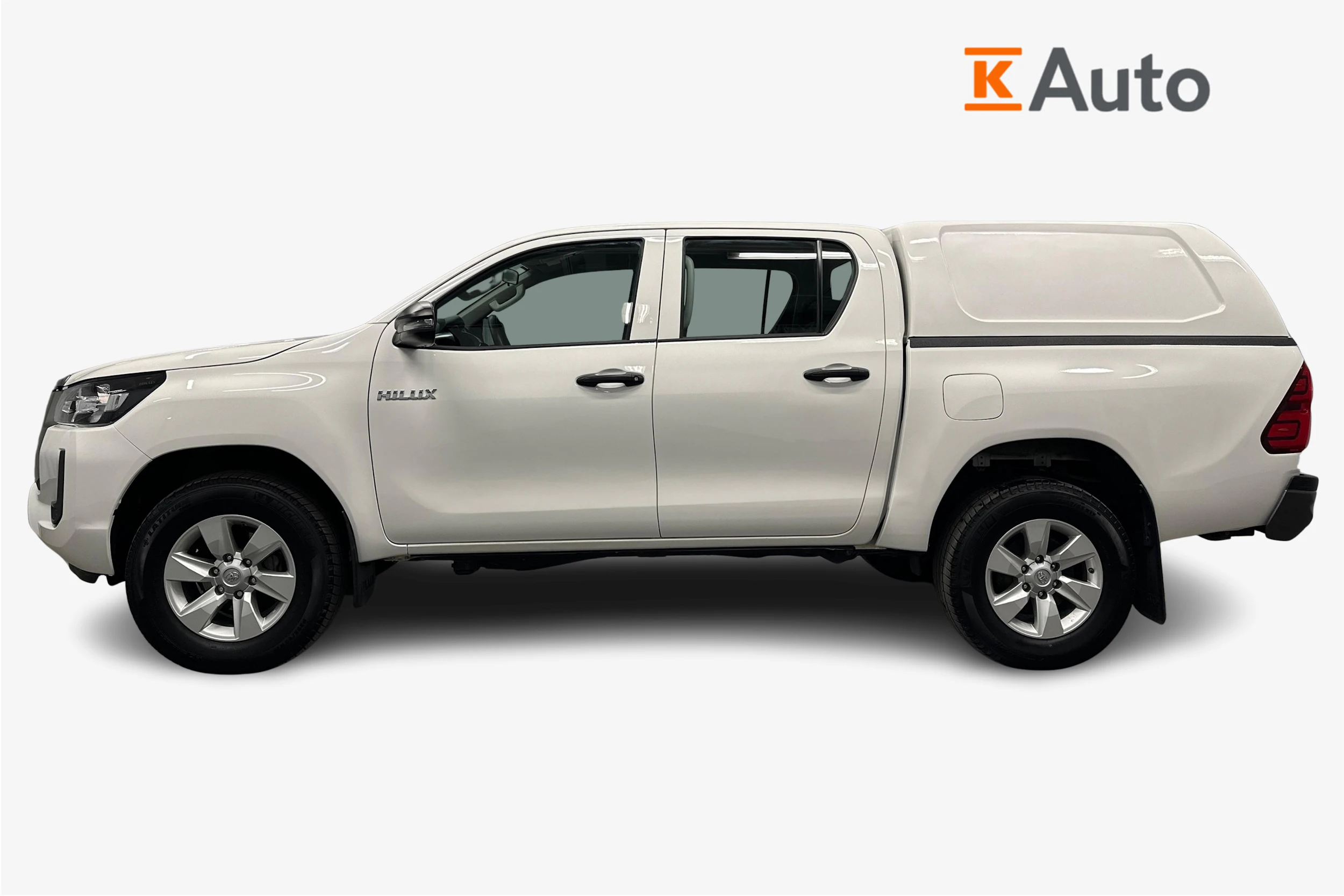 valkoinen Toyota Hilux 2022 kuva 5.