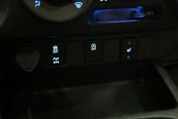 valkoinen Toyota Hilux 2022 kuva 24.