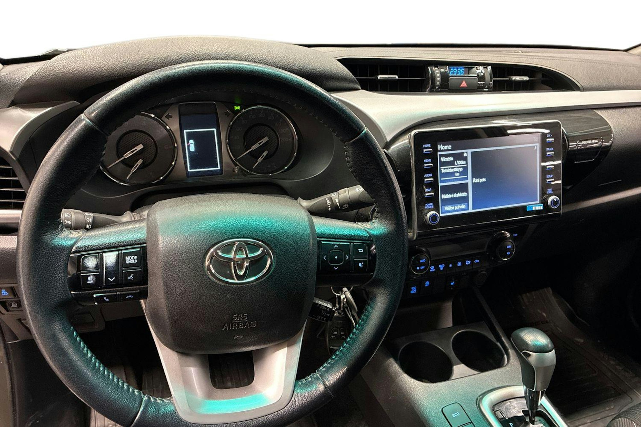 ruskea (beige) Toyota Hilux 2022 kuva 7.