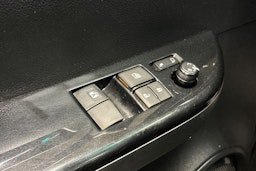 ruskea (beige) Toyota Hilux 2022 kuva 16.