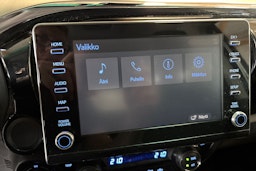 Ruskea (beige) Toyota Hilux 2022 kuva 16.