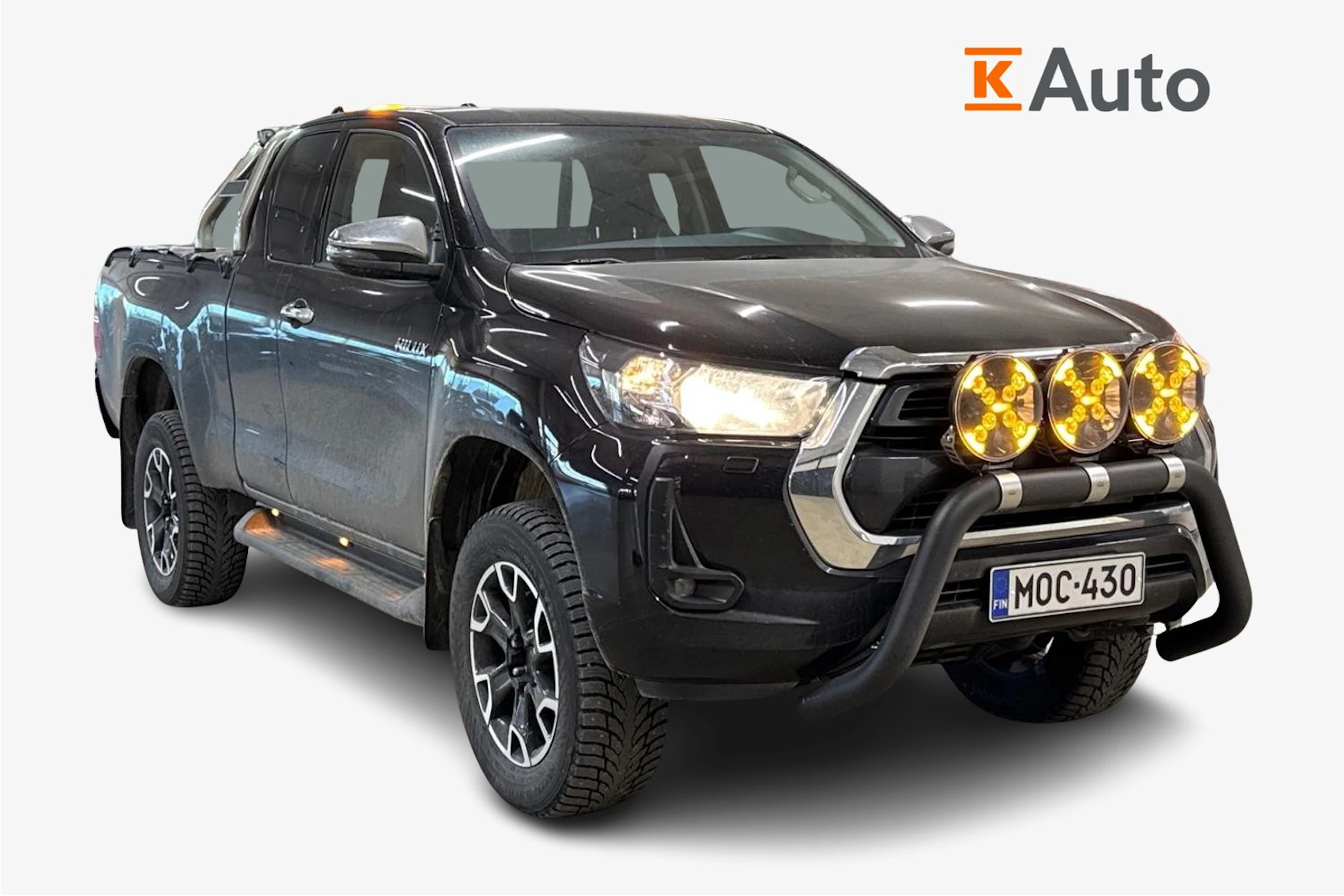 musta Toyota Hilux 2022 kuva 1.