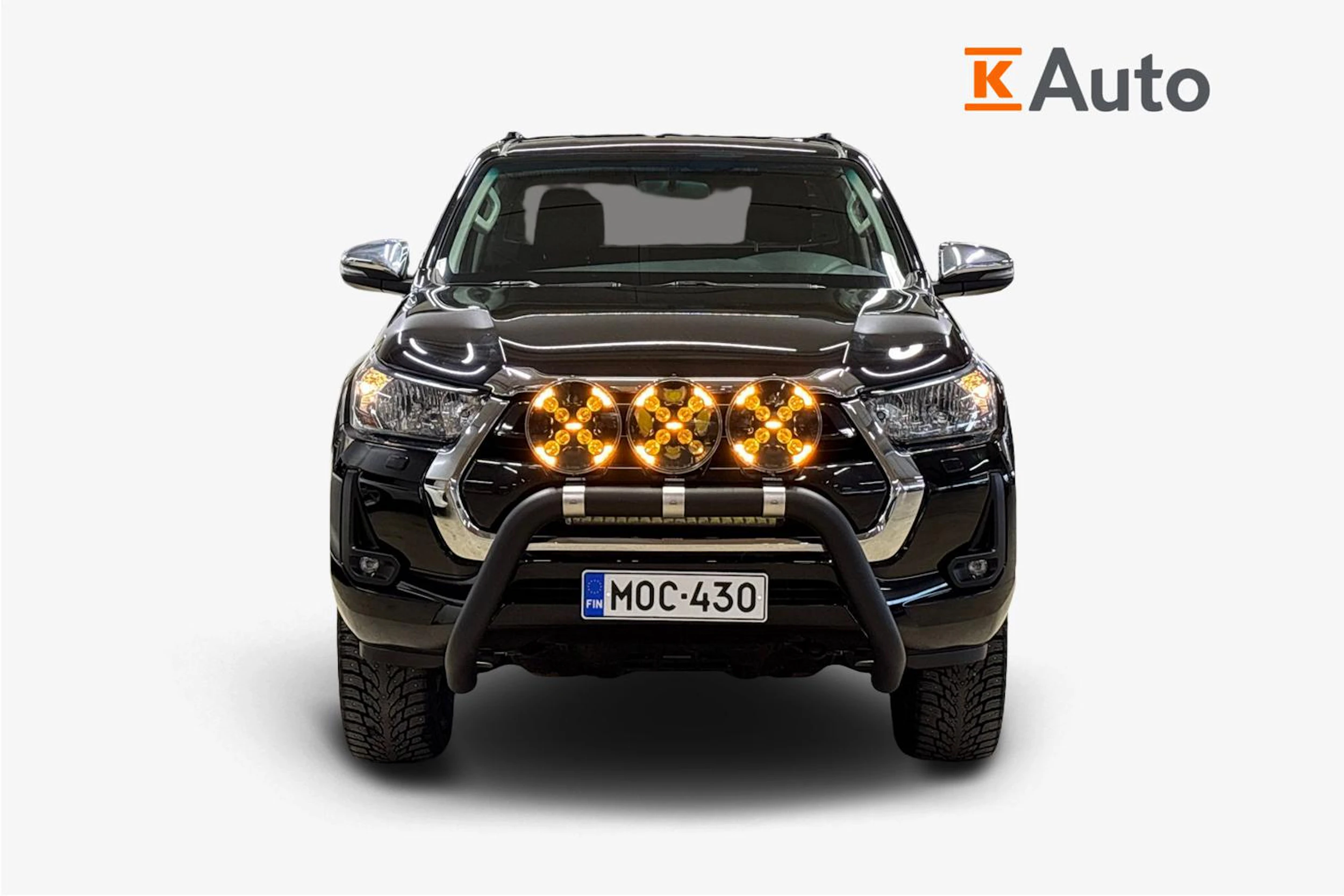 musta Toyota Hilux 2022 kuva 5.