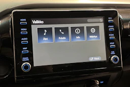 musta Toyota Hilux 2022 kuva 20.