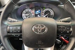 hopea Toyota Hilux 2022 kuva 16.