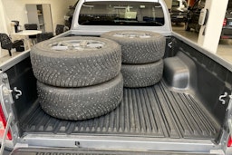 hopea Toyota Hilux 2022 kuva 21.