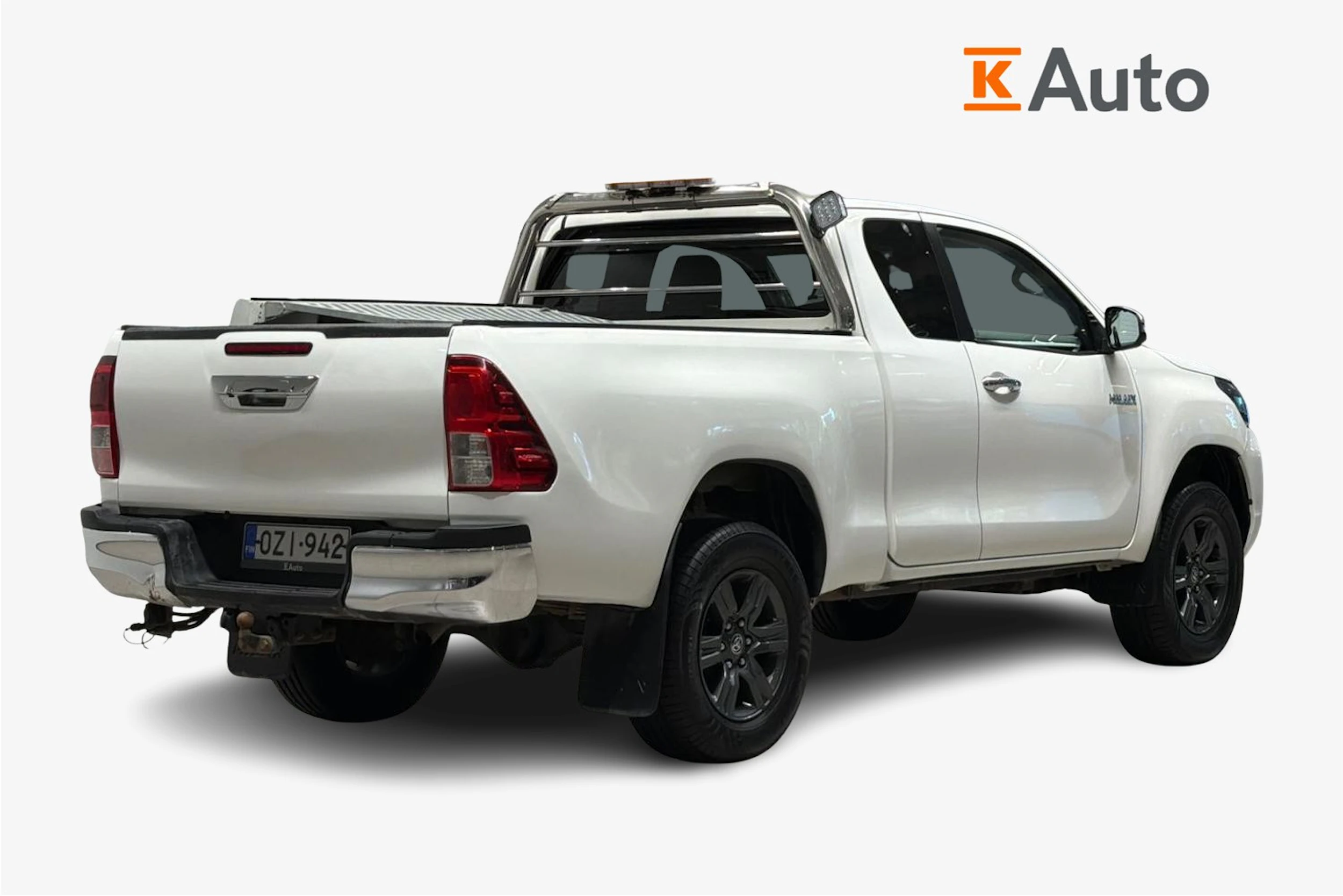 valkoinen Toyota Hilux 2022 kuva 3.