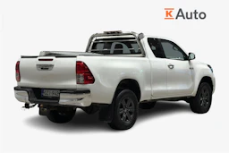 valkoinen Toyota Hilux 2022 kuva 3.