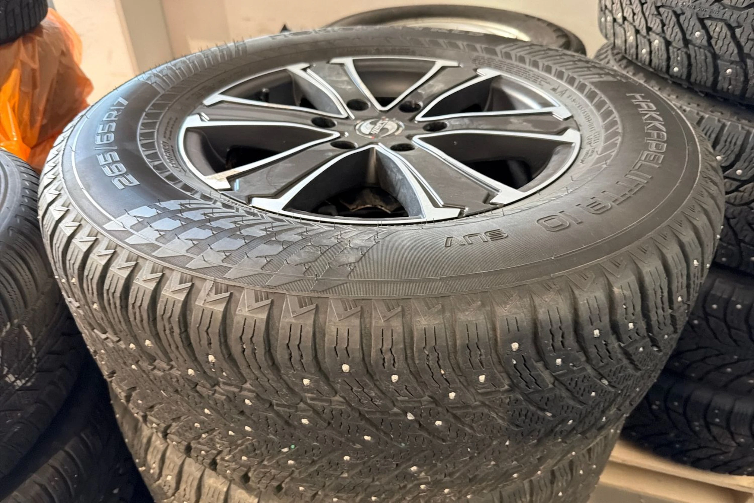 valkoinen Toyota Hilux 2022 kuva 30.