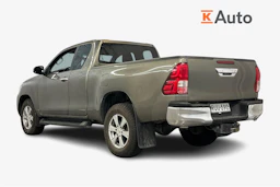 Ruskea (beige) Toyota Hilux 2022 kuva 2.