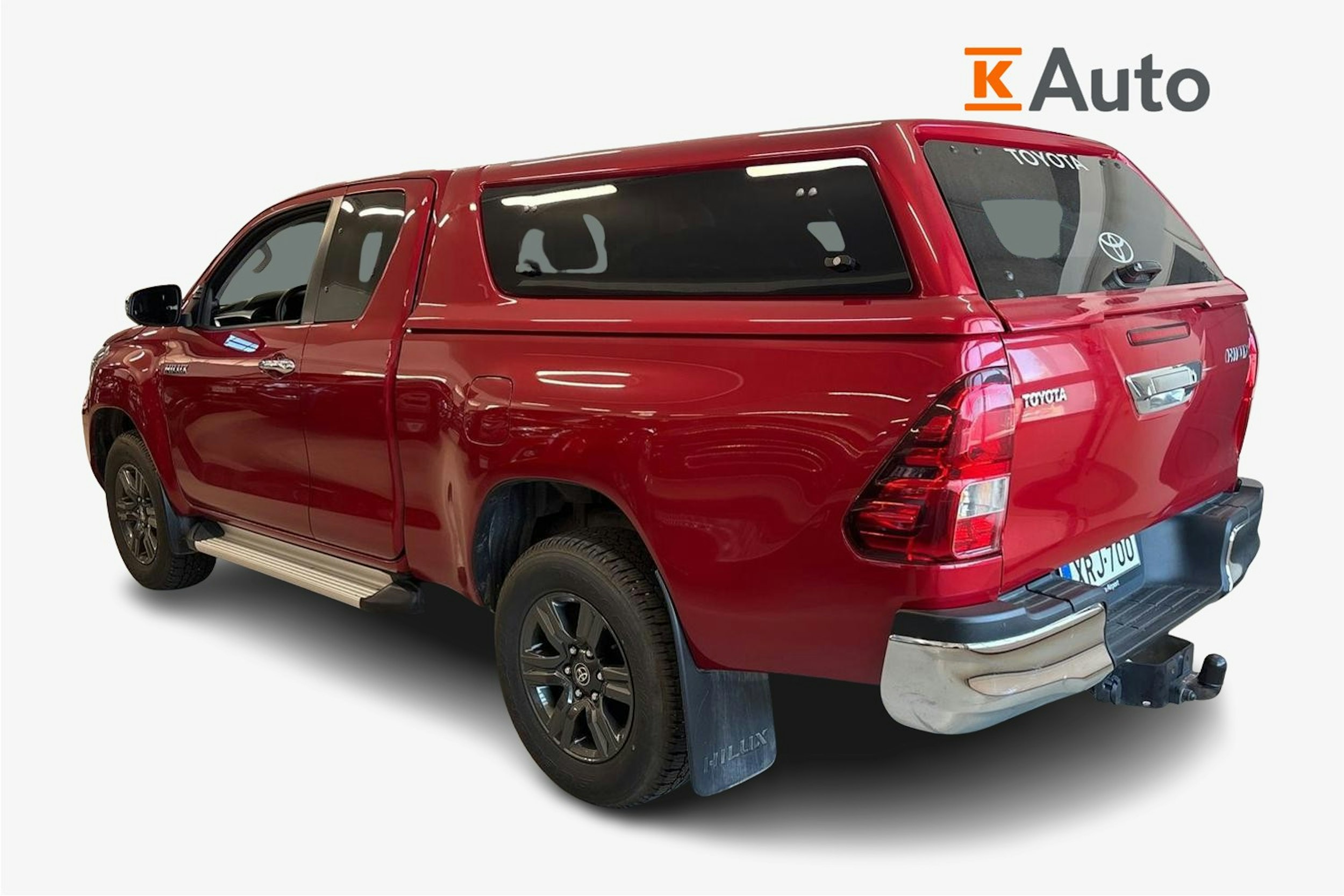 punainen Toyota Hilux 2022 kuva 2.