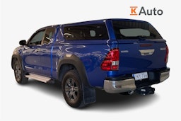 sininen Toyota Hilux 2022 kuva 2.