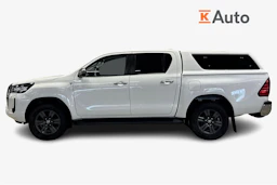 valkoinen Toyota Hilux 2023 kuva 7.