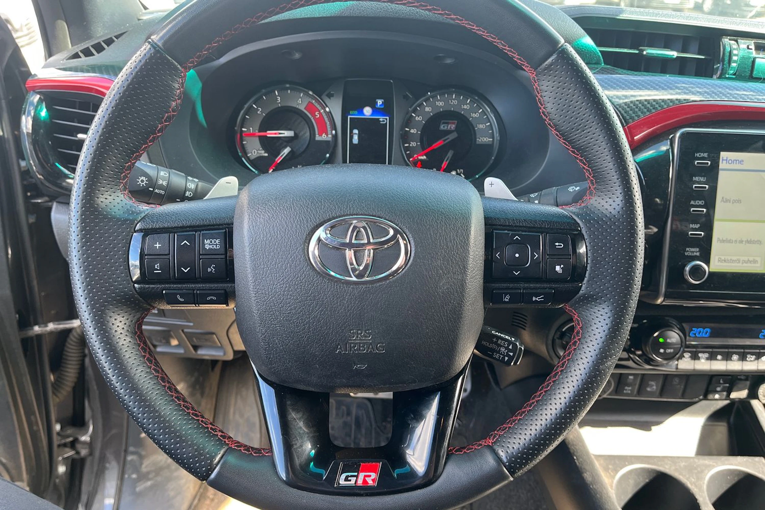 met. harmaa Toyota Hilux 2023 kuva 12.