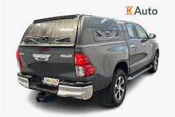 harmaa Toyota Hilux 2025 kuva 2.