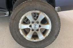 Sininen Toyota Land Cruiser 2002 kuva 9.