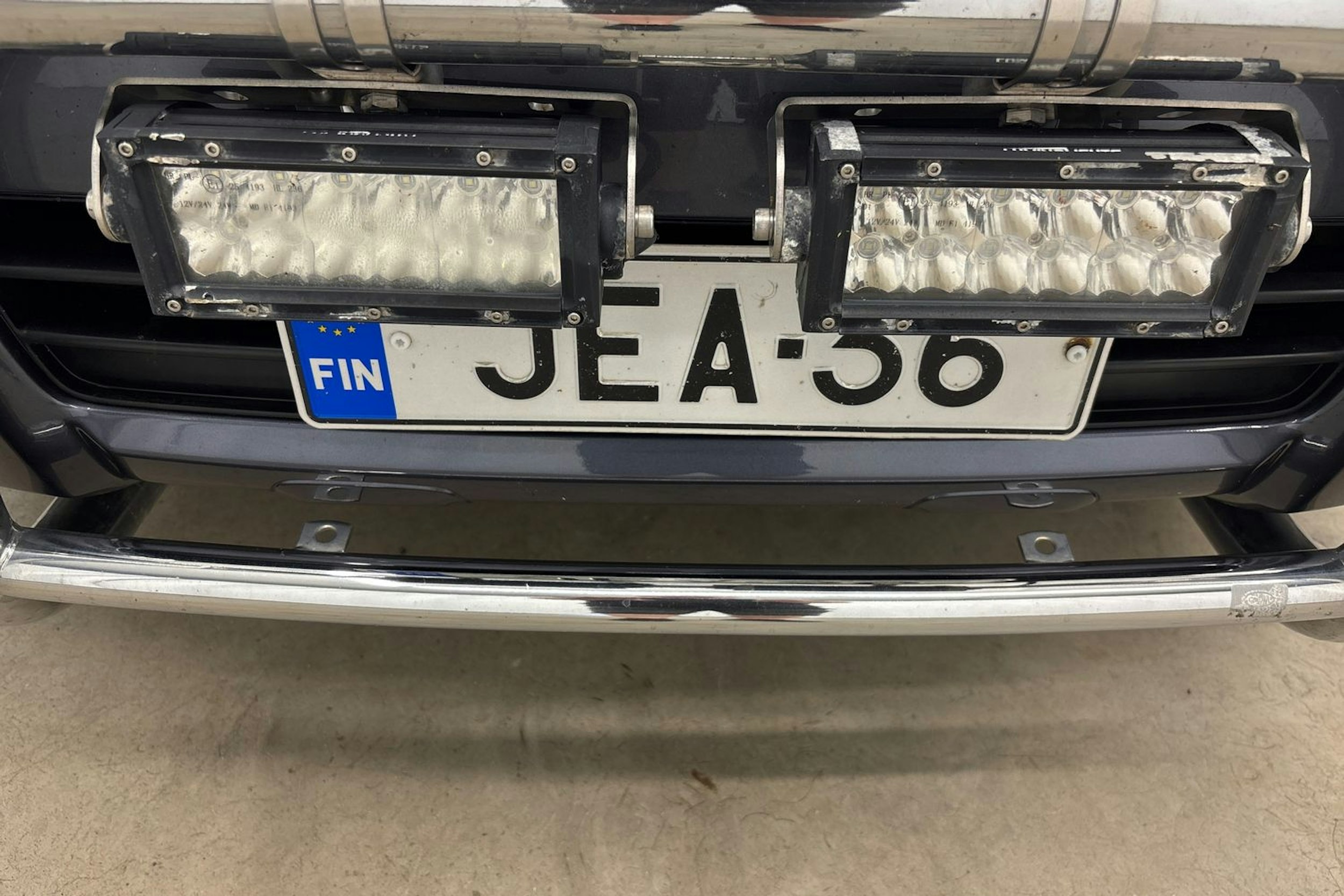 Harmaa Toyota Land Cruiser 2003 kuva 19.