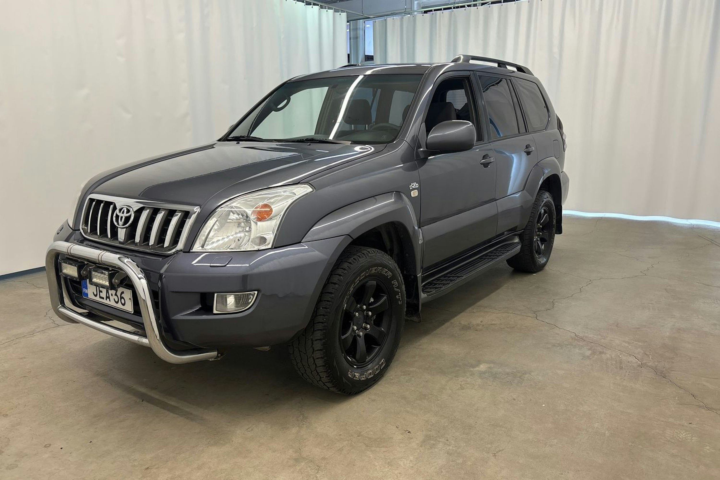 Harmaa Toyota Land Cruiser 2003 kuva 20.