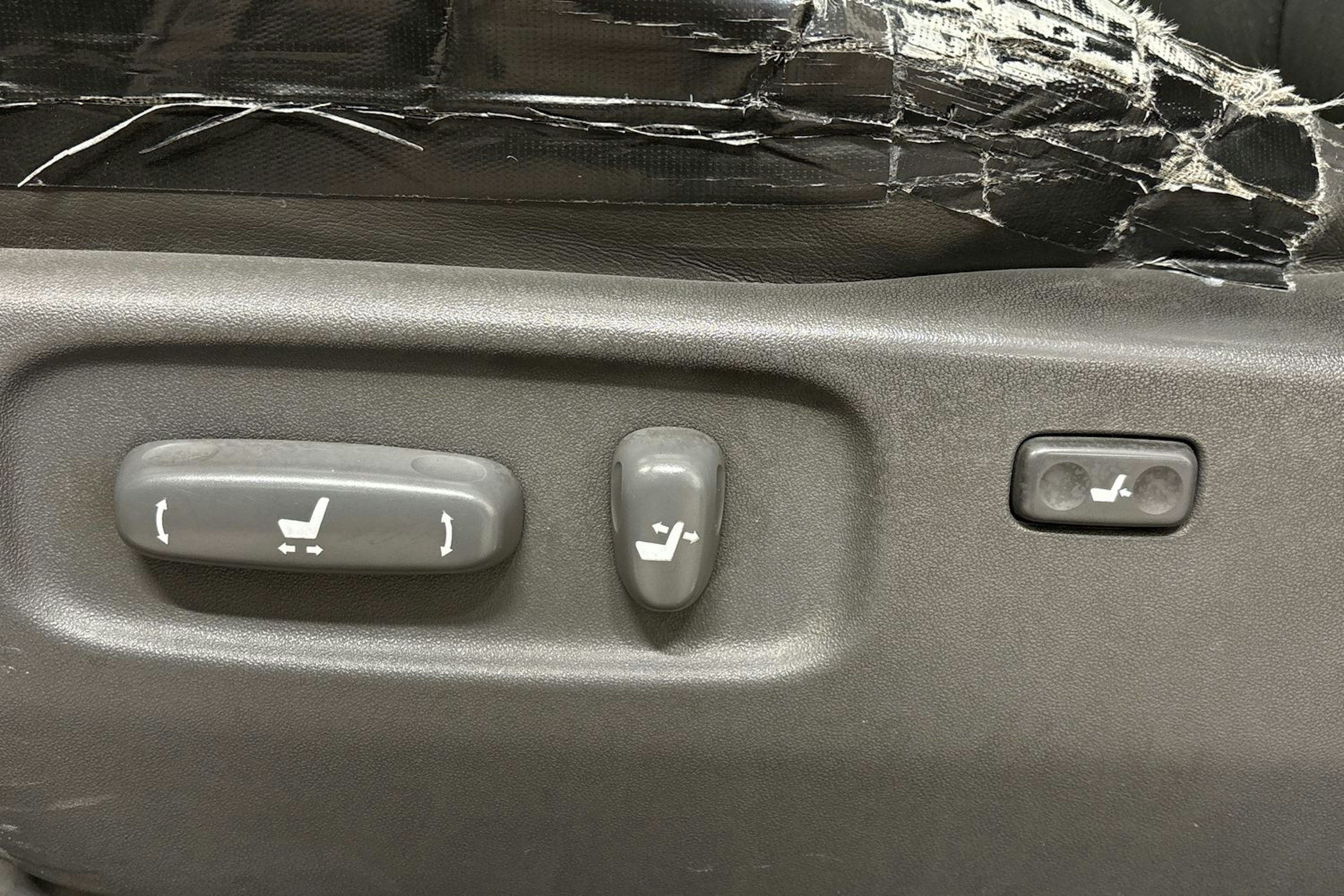 Keltainen Toyota Land Cruiser 2003 kuva 12.