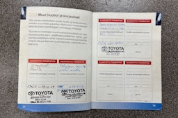 Keltainen Toyota Land Cruiser 2003 kuva 28.