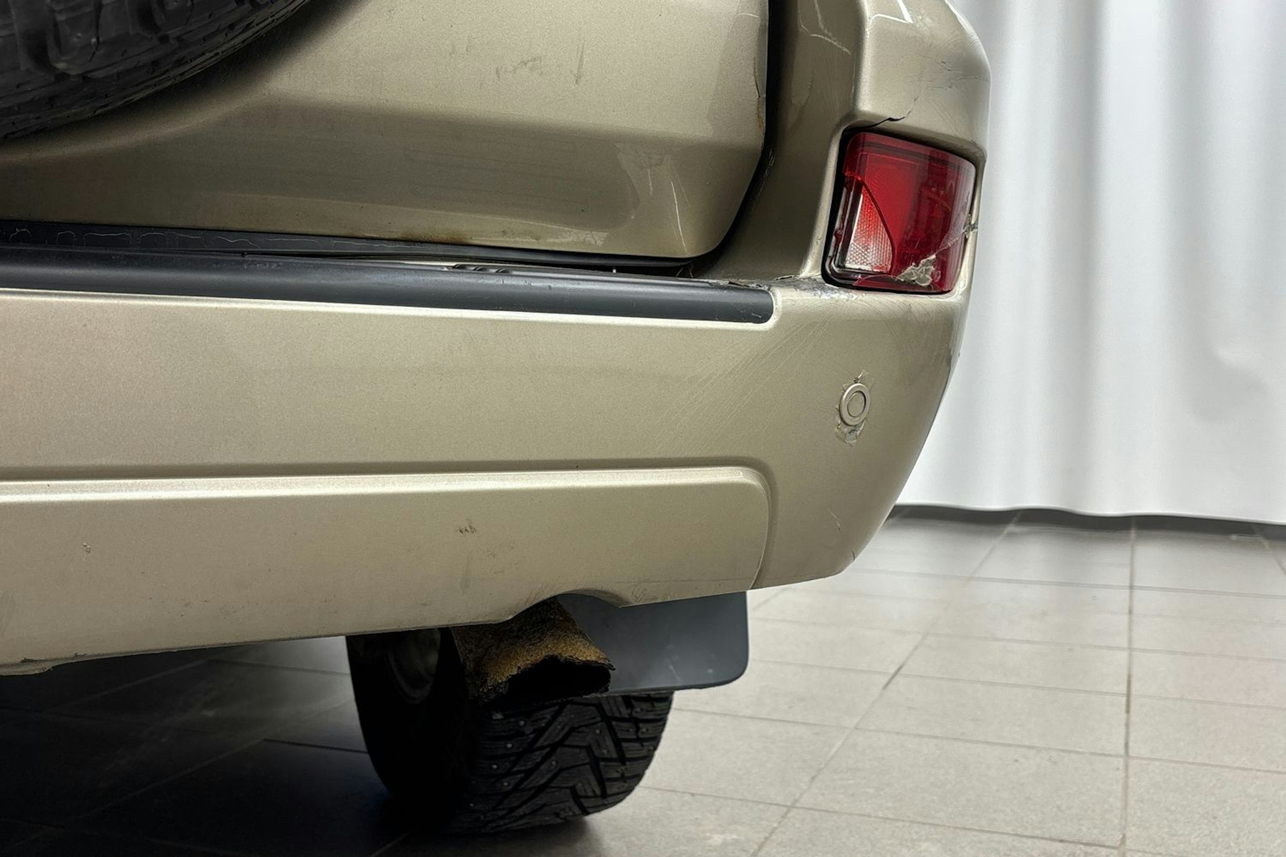 Keltainen Toyota Land Cruiser 2003 kuva 35.