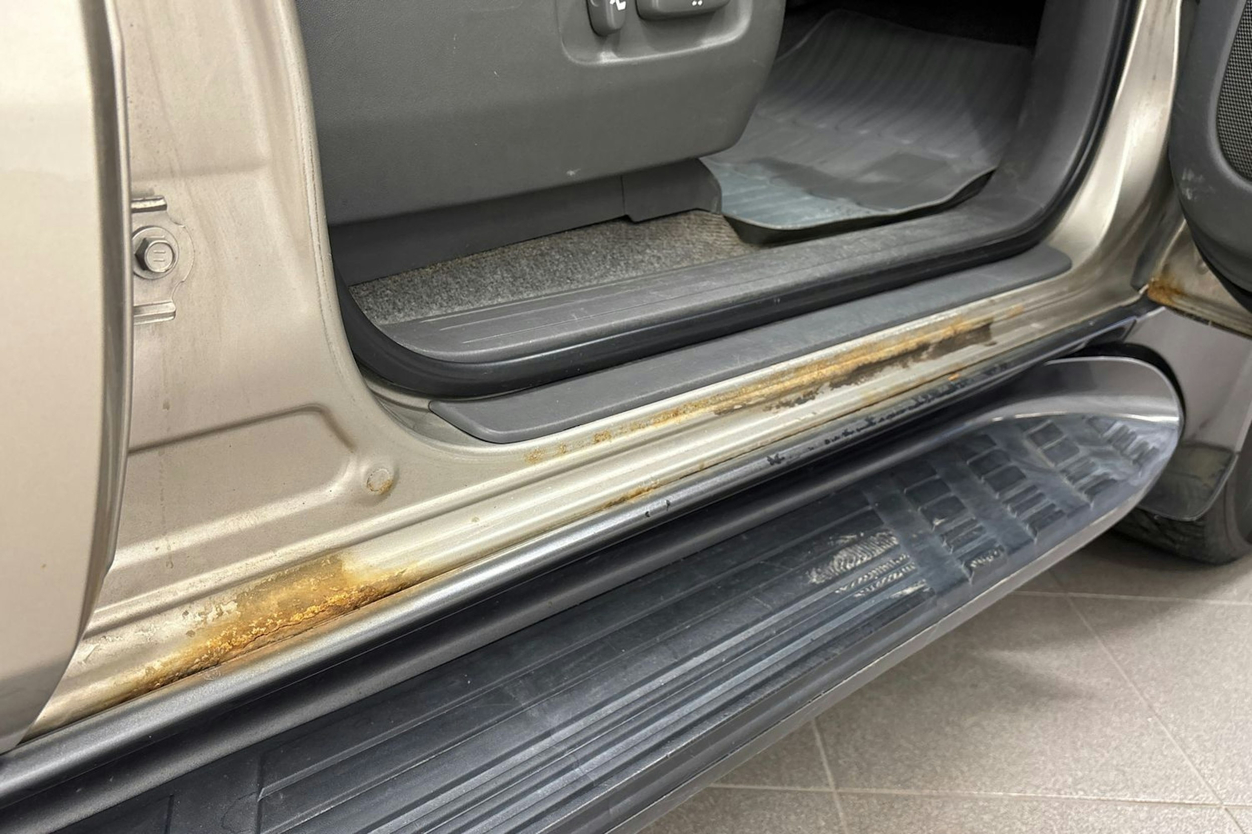 Keltainen Toyota Land Cruiser 2003 kuva 39.