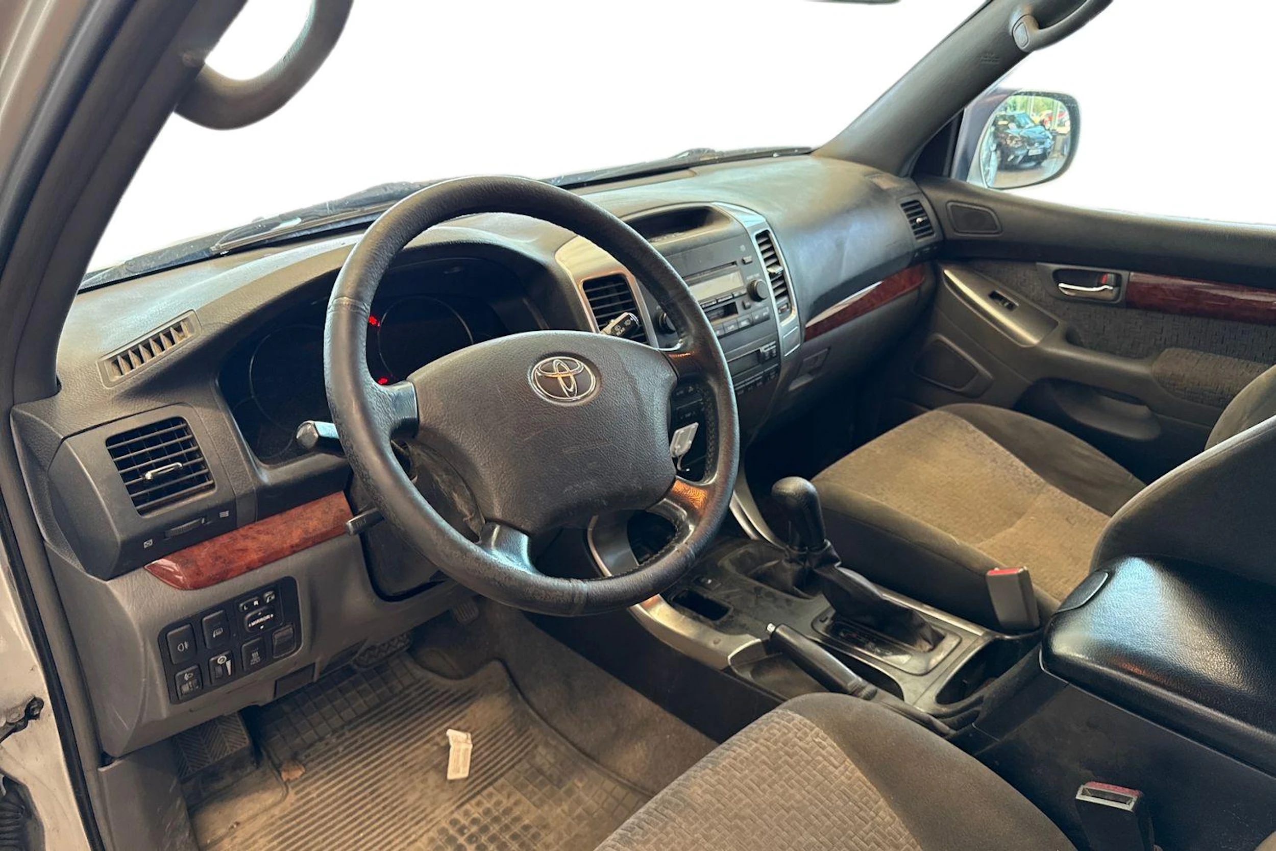 Hopea Toyota Land Cruiser 2004 kuva 3.