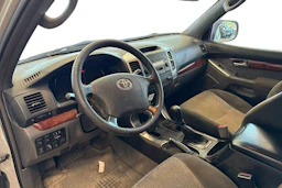 Hopea Toyota Land Cruiser 2004 kuva 3.