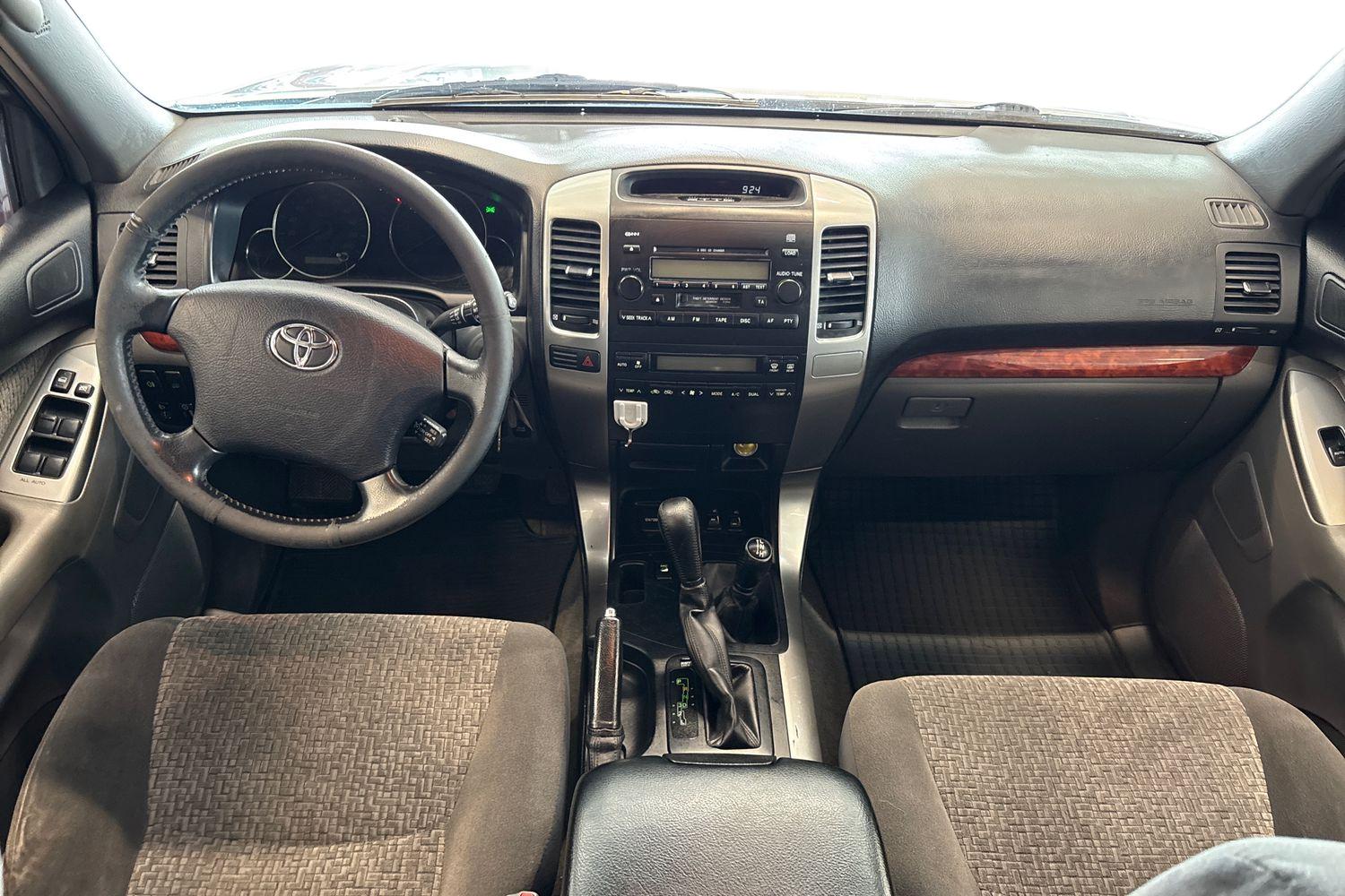 Toyota Land Cruiser 3,0 D4D 5h aut. 2004, kuva 7/41
