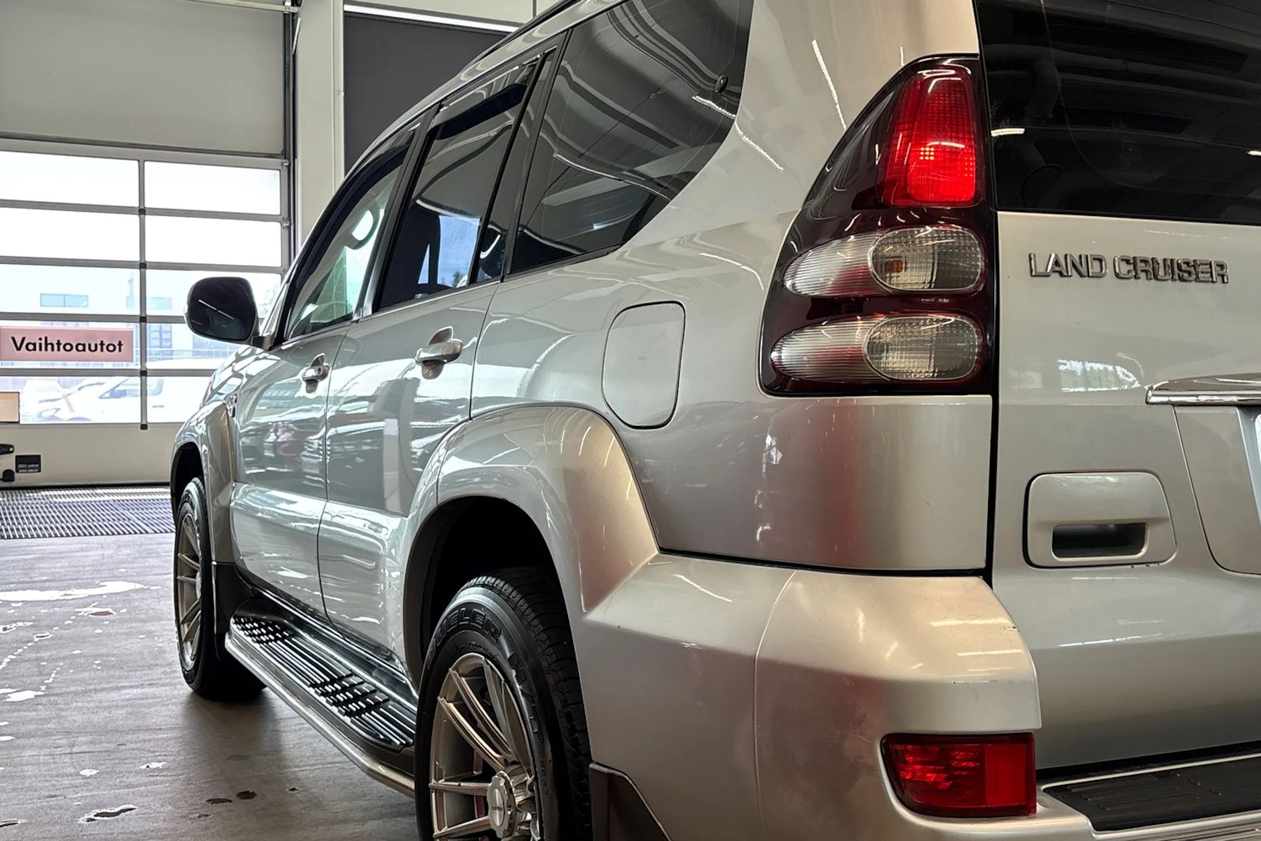 Hopea Toyota Land Cruiser 2004 kuva 18.
