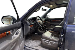 sininen Toyota Land Cruiser 2005 kuva 3.