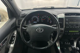 ruskea (beige) Toyota Land Cruiser 2005 kuva 11.