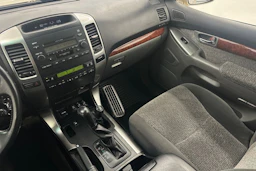 ruskea (beige) Toyota Land Cruiser 2005 kuva 12.